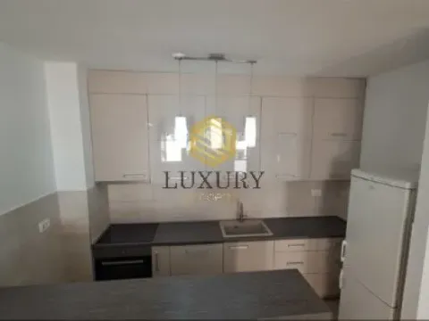 Izdavanje, dvosoban stan, 65m², Zagorič, Podgorica - image 10