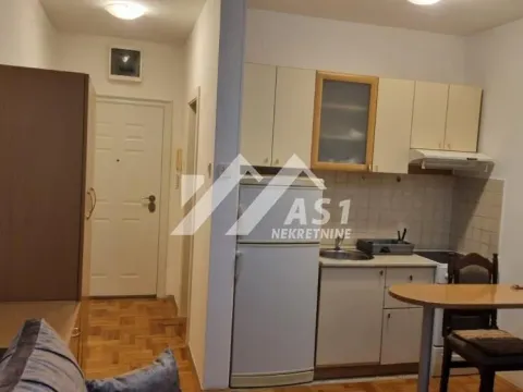 Izdavanje, stan, 28m², Grbavica, Novi Sad Sve Podlokacije - image 4