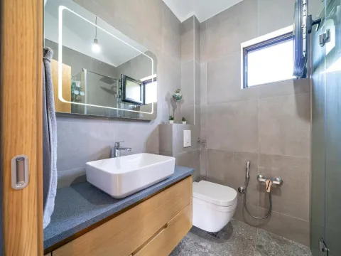 Prodaja, trosoban stan, 77m², Tivat, Crna Gora - image 19