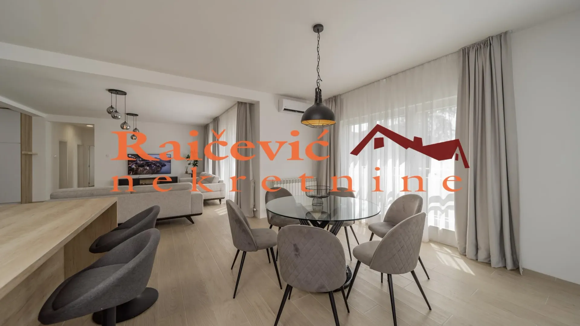 Prodaja, četvorosoban stan, 145m², Savski Venac, Beograd
