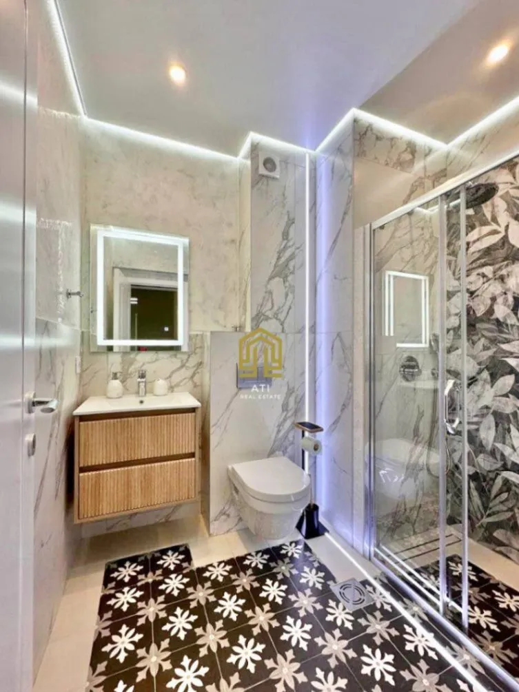 Prodaja, dvosoban stan, 68m², Tivat, Crna Gora