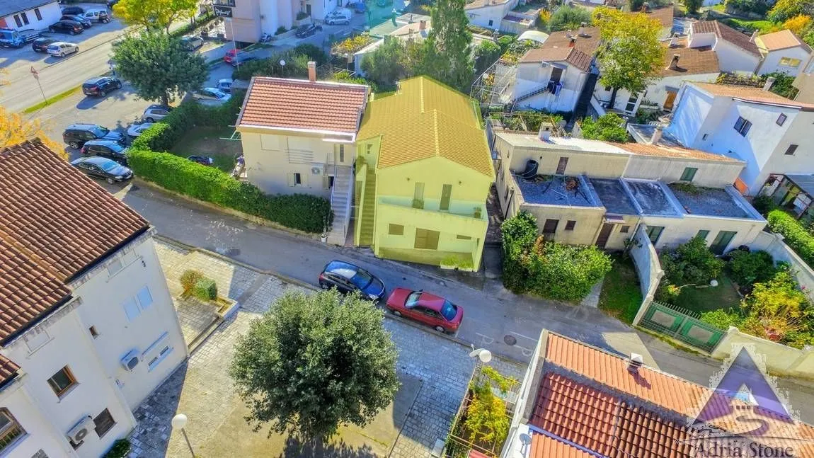 Sale, house, 219m², Rozino, Budva