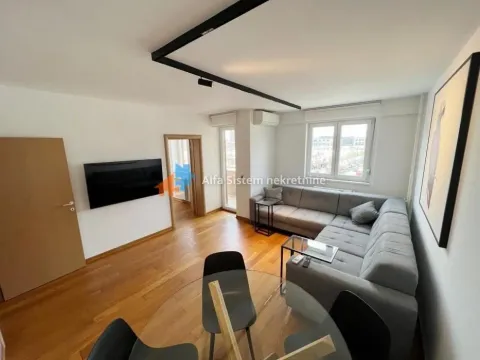 Izdavanje, četvorosoban stan, 80m², Savski Venac, Beograd - image 3