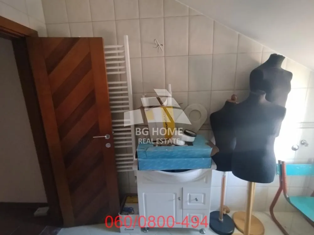 Rent, office space, 135m², Batajnica, Beograd