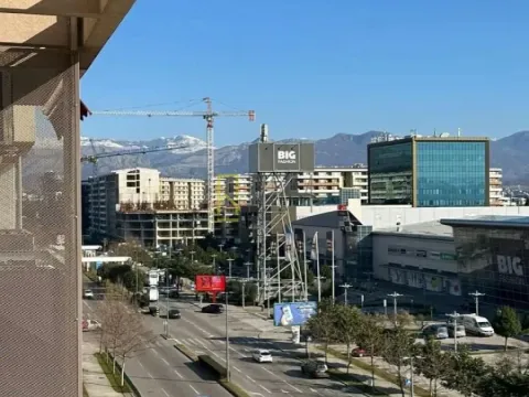 Prodaja, jednosoban stan, 44m², City Kvart, Podgorica - image 9