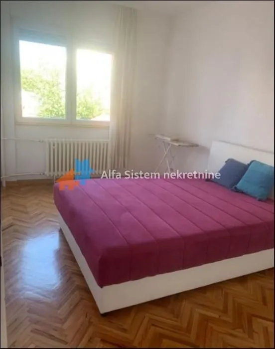 Izdavanje, dvosoban stan, 51m², Kalenić Pijaca, Vračar Sve Podlokacije