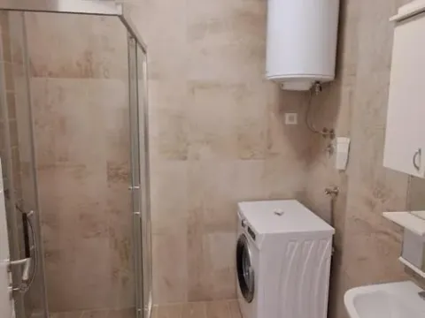 Izdavanje, garsonjera, 27m², Telep, Novi Sad Sve Podlokacije - image 4