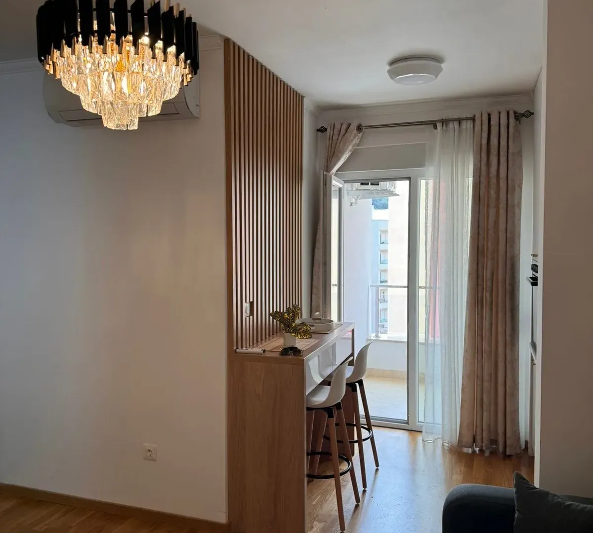 Rent, one bedroom apartment, 40m², Bečići, Budva