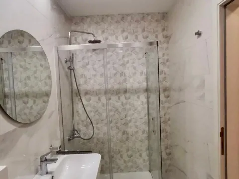 Izdavanje, jednosoban stan, 50m², Central Point, Podgorica - image 5