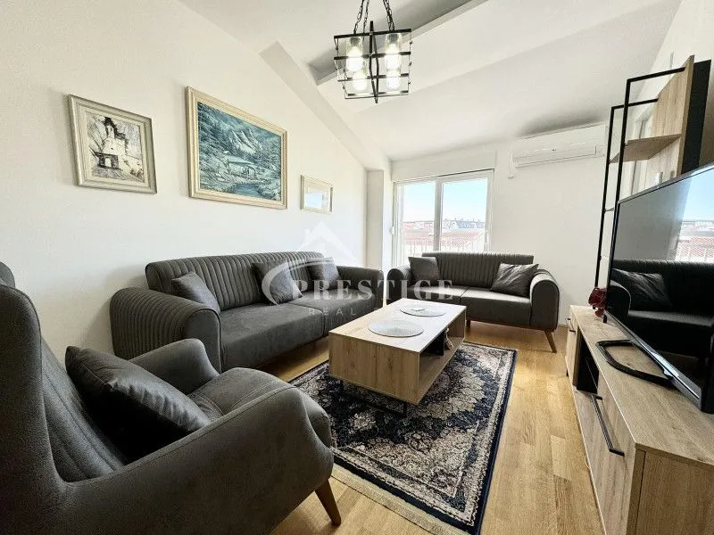Izdavanje, dvosoban stan, 75m², Ljubović, Podgorica