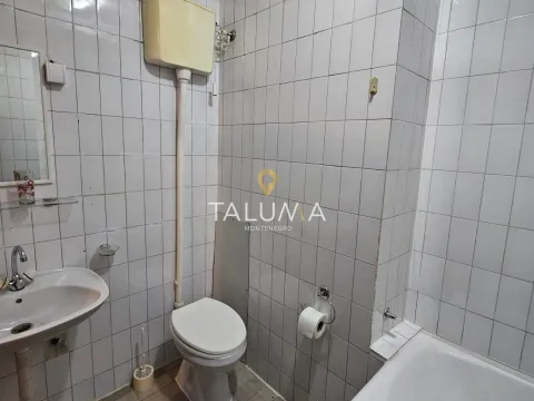 Prodaja, jednosoban stan, 59m², Stari Aerodrom, Podgorica - image 7