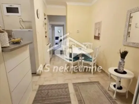Rent, two bedroom apartment, 50m², Stari Grad, Beograd - image 6