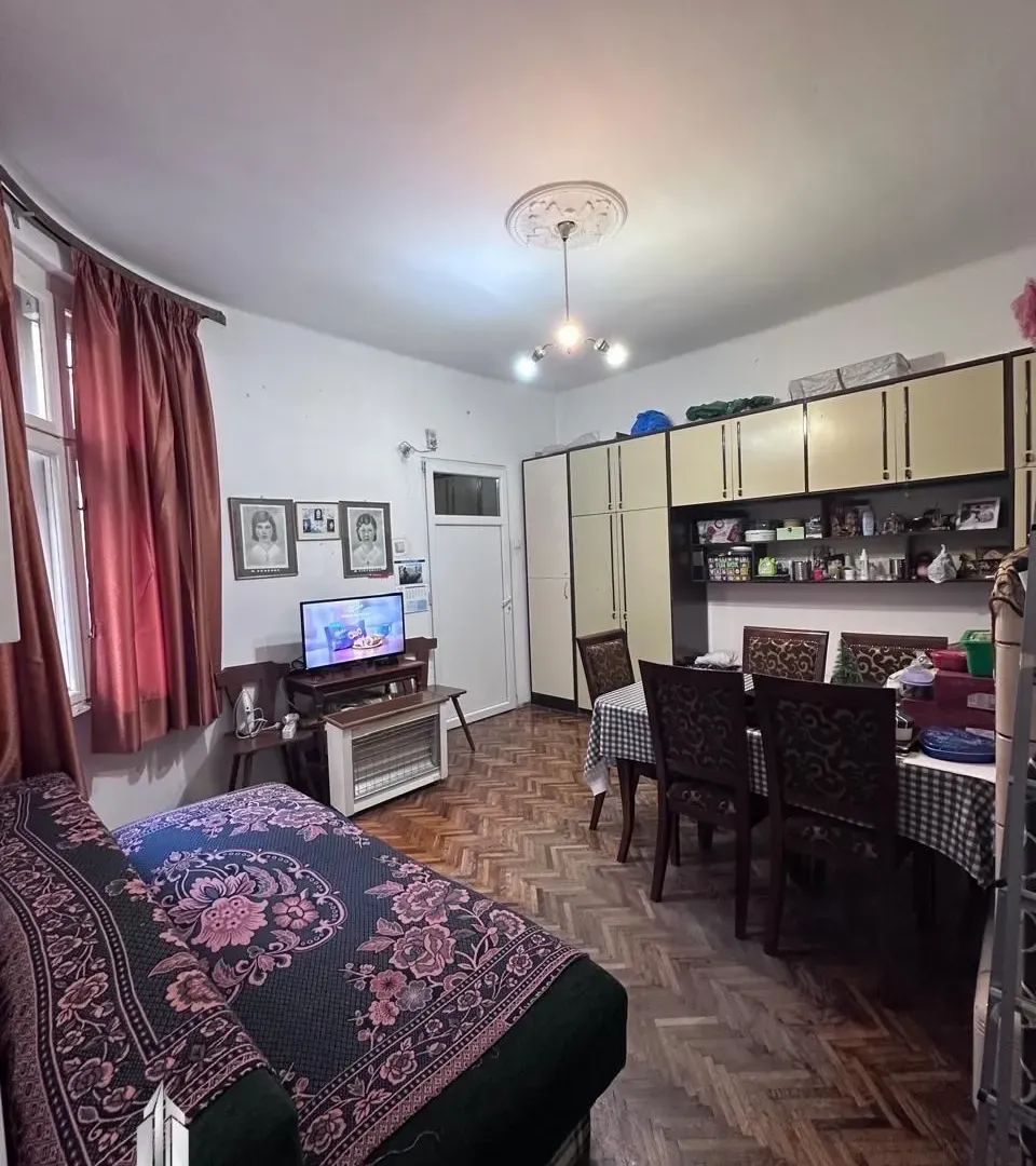 Prodaja, dvosoban stan, 46m², Kalenić Pijaca, Vračar Sve Podlokacije