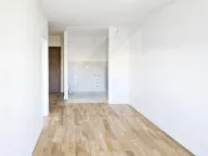 Izdavanje, poslovni prostor, 40m², Central Point, Podgorica - image 2