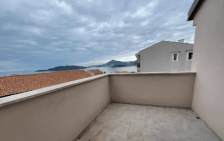 Sale, apartment, 69m², Pržno, Budva