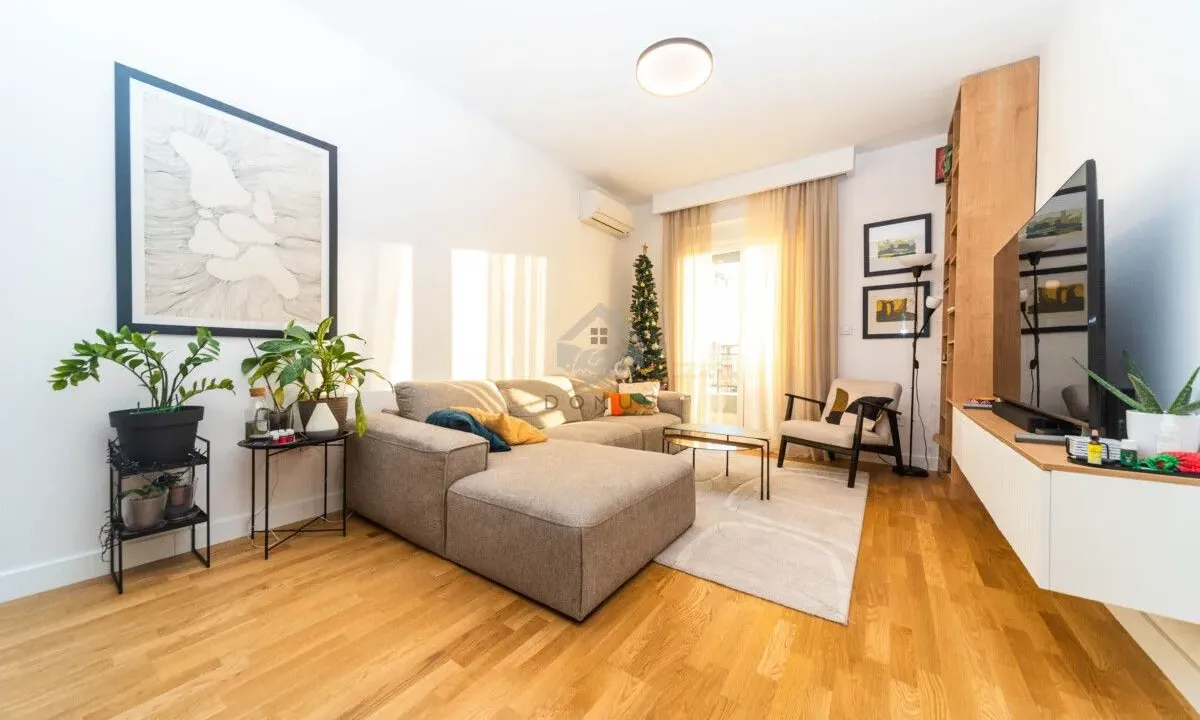 Sale, two bedroom apartment, 69m², Stari Aerodrom, Podgorica