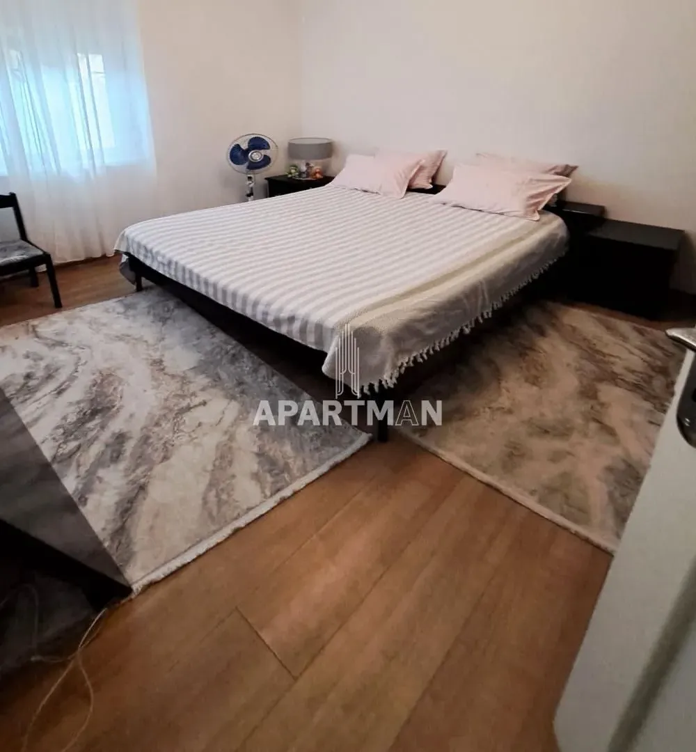Prodaja, trosoban stan, 71m², Zemun Sve Podlokacije, Beograd