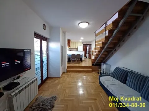 Sale, house, 108m², Uciteljsko Naselje, Zvezdara Sve Podlokacije