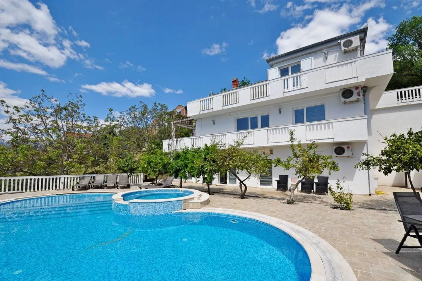 Prodaja, kuća, 350m², Tivat, Crna Gora
