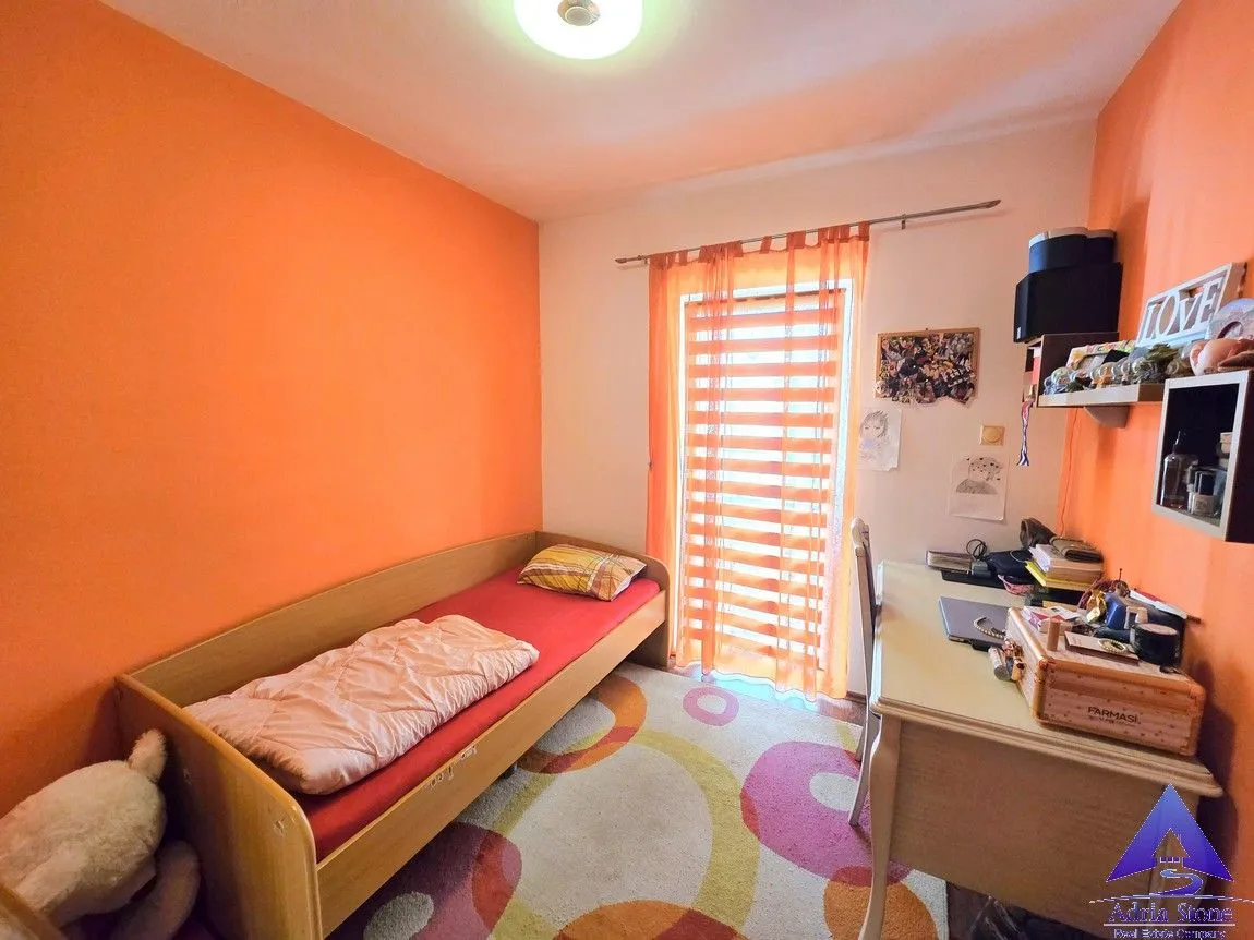 Sale, three bedroom apartment, 107m², Maine, Budva