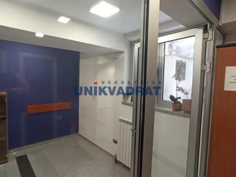 Rent, office space, 180m², Đeram Pijaca, Beograd - image 13