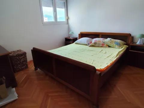 Izdavanje, jednosoban stan, 58m², Centar, Podgorica - image 10