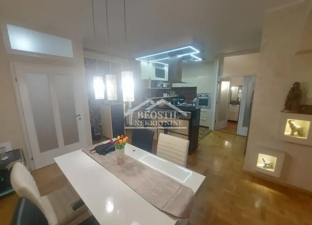 Sale, three bedroom apartment, 115m², Centar, Smederevo