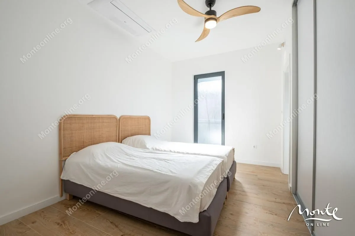 Prodaja, kuća, 240m², Kavač, Kotor