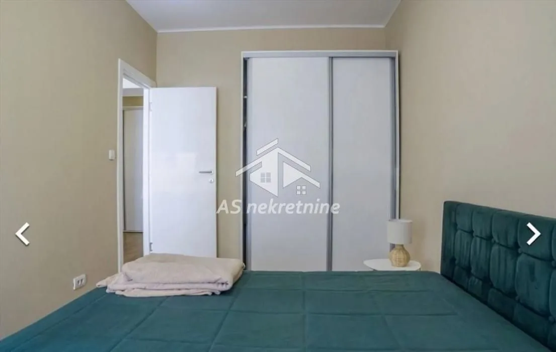 Izdavanje, dvosoban stan, 68m², Kalenić Pijaca, Vračar Sve Podlokacije