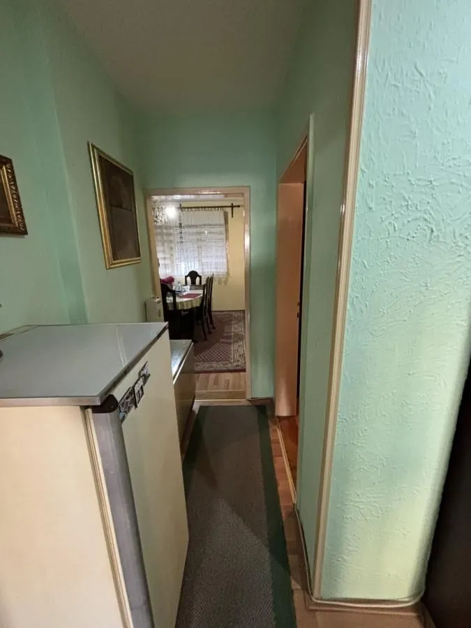 Prodaja, trosoban stan, 79m², Centar, Jagodina