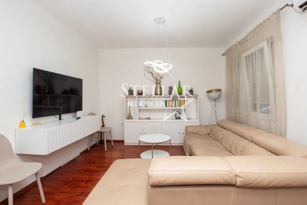 Izdavanje, trosoban stan, 71m², Preko Morače, Podgorica