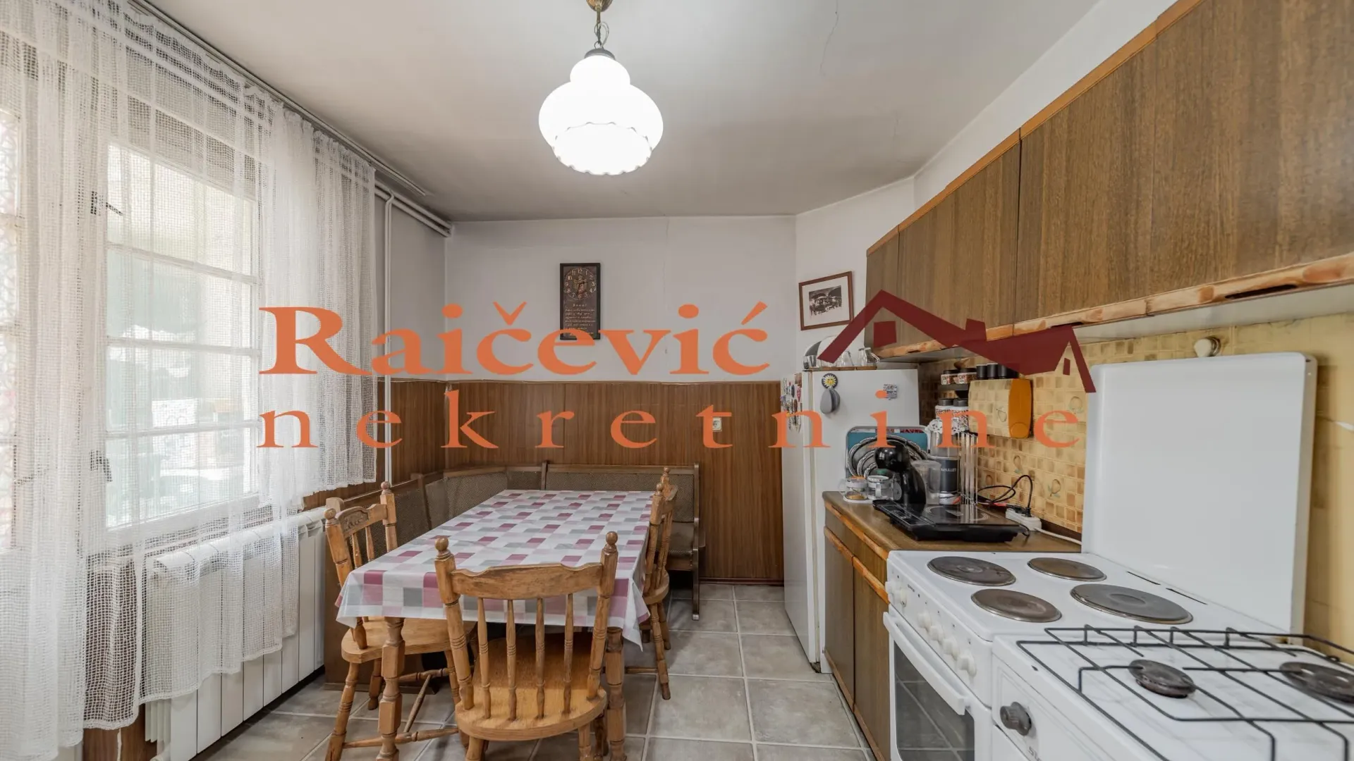Prodaja, trosoban stan, 90m², Stari Grad, Beograd