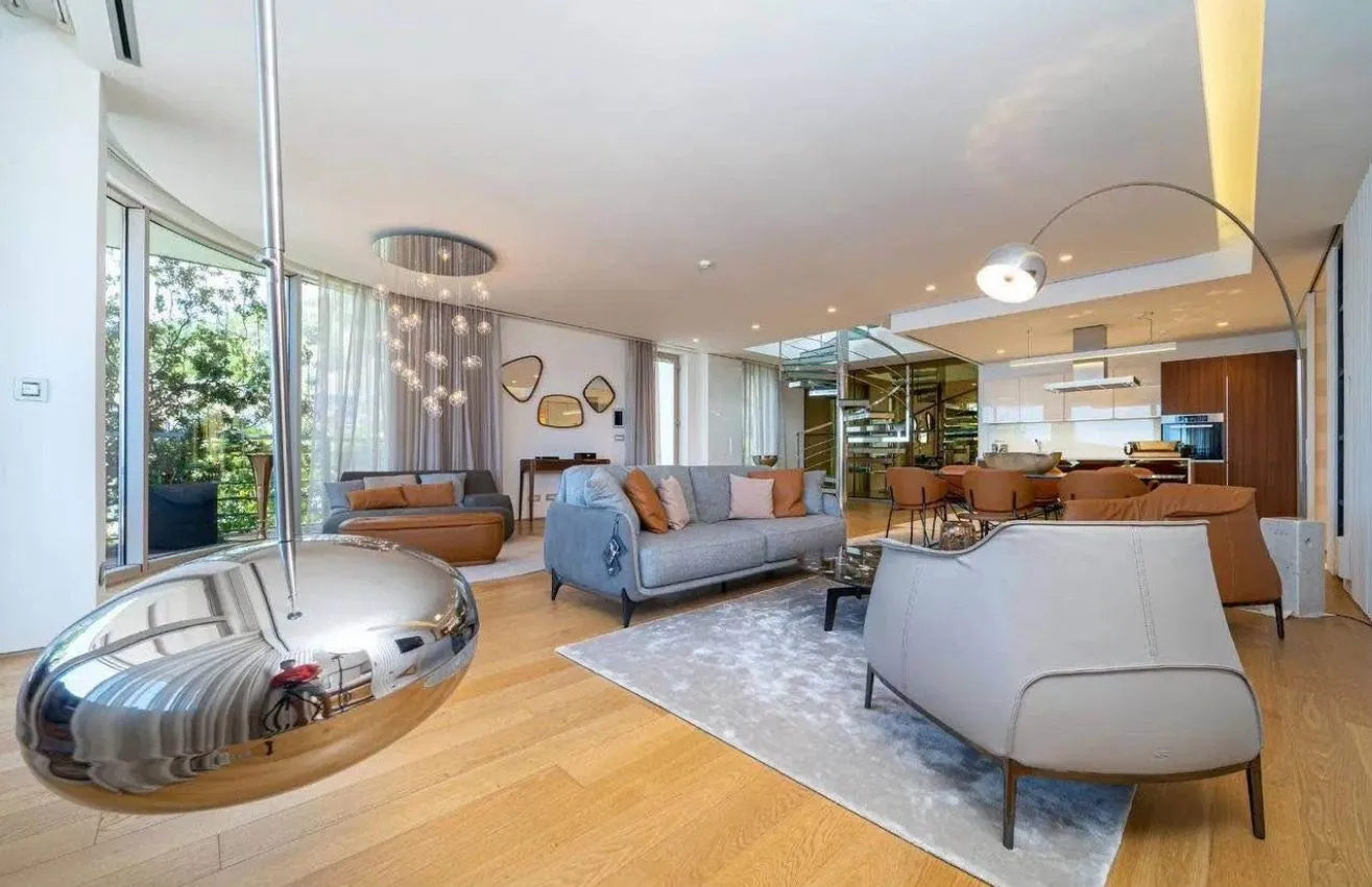 Prodaja, trosoban stan, 500m², Dukley Gardens, Budva