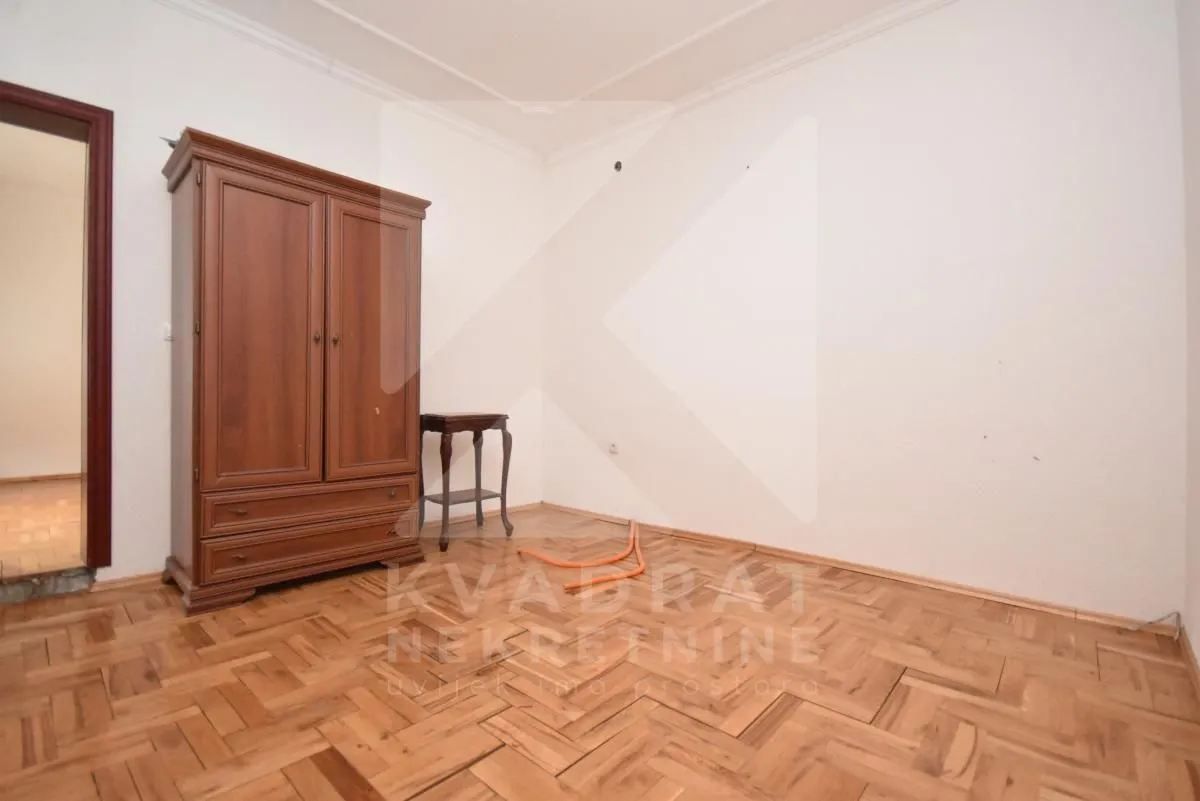 Prodaja, kuća, 343m², Zagorič, Podgorica
