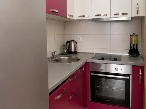 Rent, three bedroom apartment, 90m², Rozino, Budva - image 2
