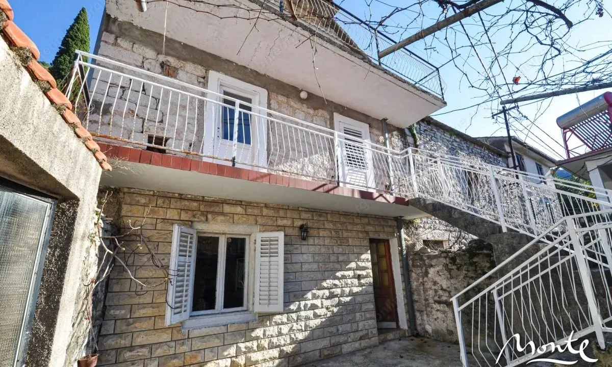 Sale, house, 90m², Tivat, Crna Gora