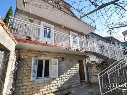 Sale, house, 90m², Tivat, Crna Gora