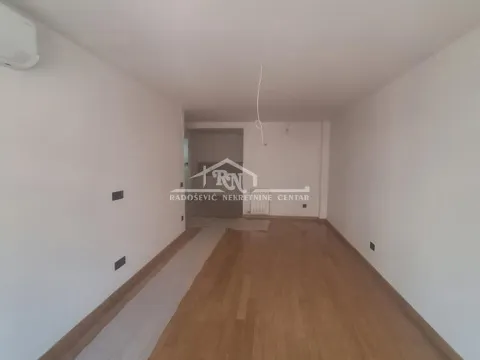 Prodaja, dvosoban stan, 78m², Zvezdara Sve Podlokacije, Beograd - image 4