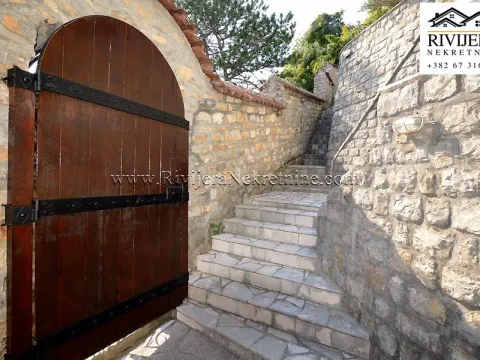 Prodaja, kuća, 200m², Baošići, Herceg Novi - image 19