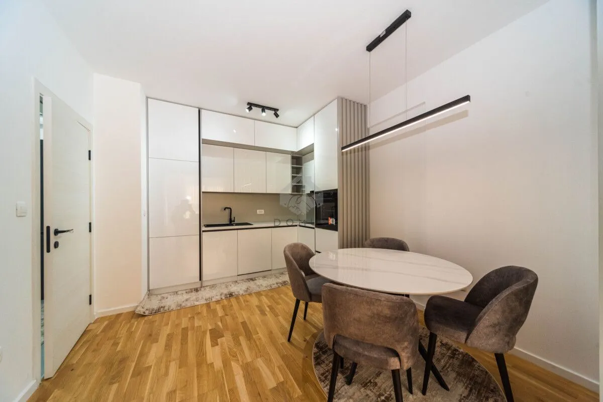Rent, two bedroom apartment, 72m², Stari Aerodrom, Podgorica