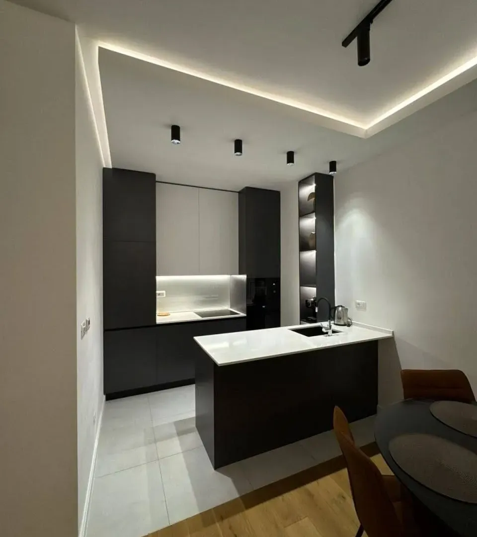 Prodaja, dvosoban stan, 77m², Centar, Bar