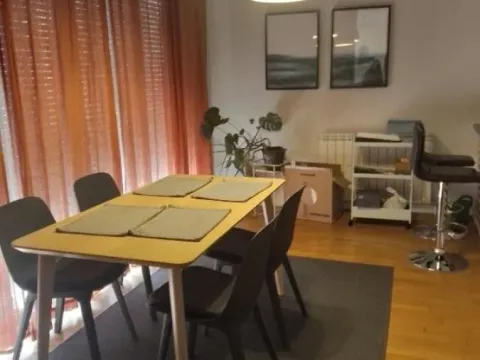 Izdavanje, trosoban stan, 126m², Vukov Spomenik, Zvezdara Sve Podlokacije - image 2