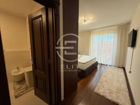 Izdavanje, stan, 116m², Socijalno, Novi Sad Sve Podlokacije - image 29
