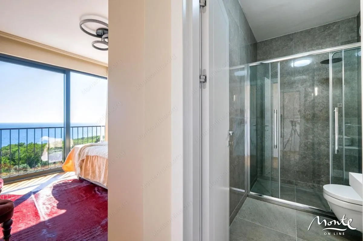 Sale, house, 220m², Reževići, Budva