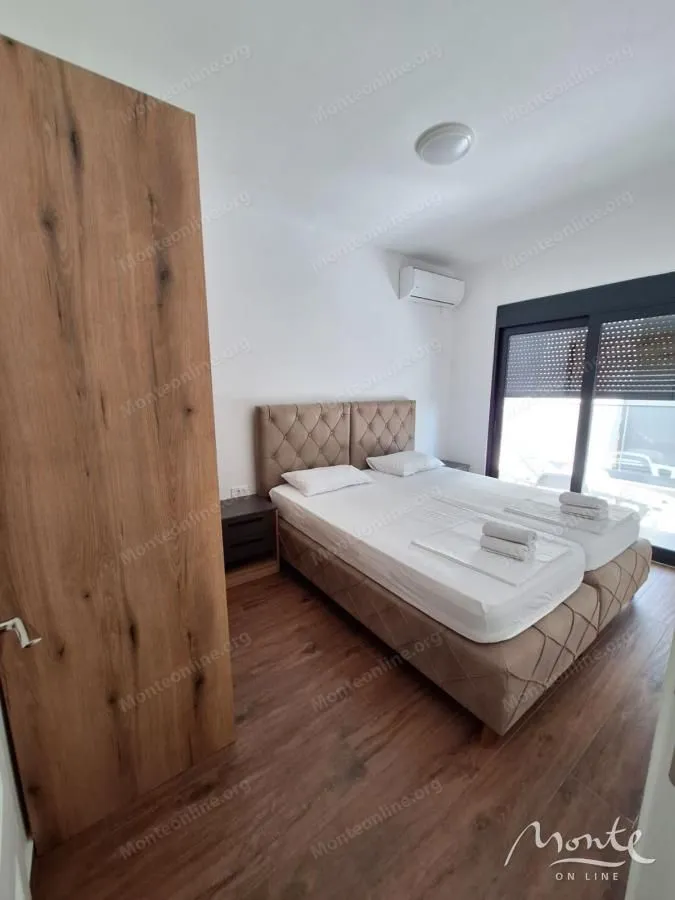 Sale, two bedroom apartment, 67m², Dobre Vode, Bar