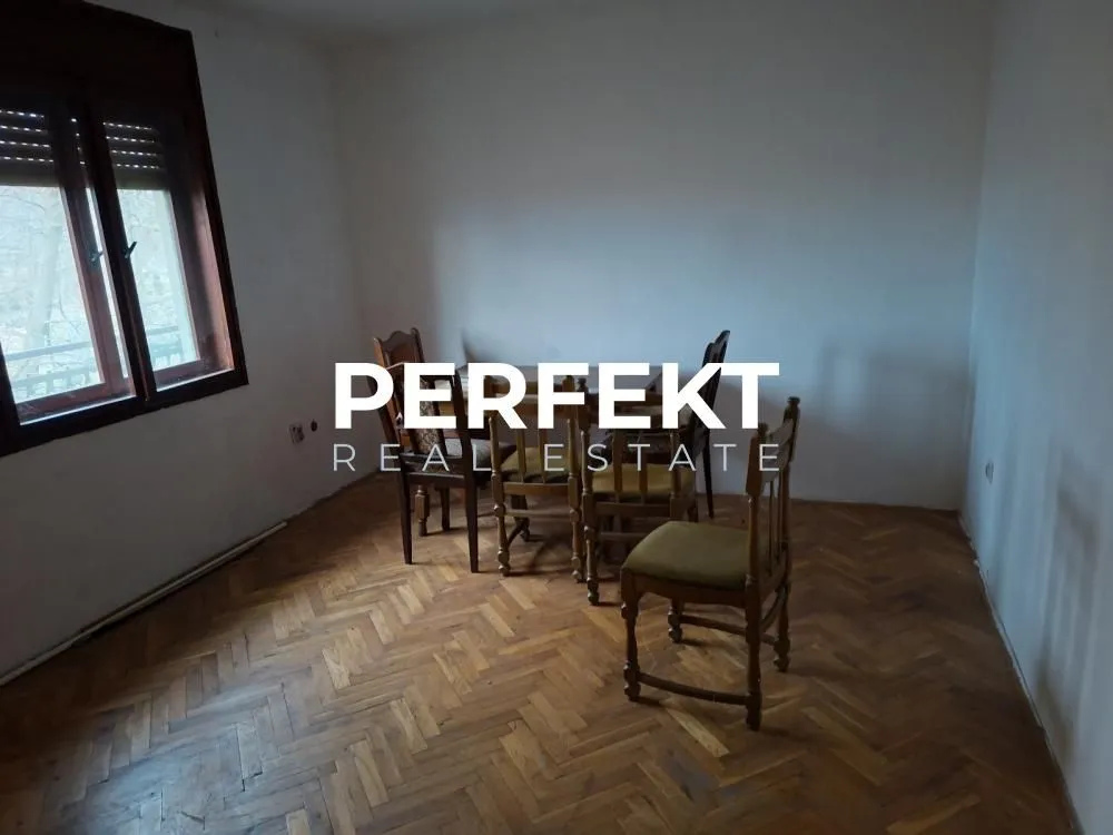 Prodaja, dvosoban stan, 50m², Topola, Srbija