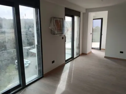 Prodaja, dvosoban stan, 106m², Preko Morače, Podgorica - image 2