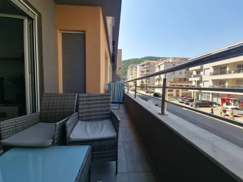 Rent, one bedroom apartment, 45m², Budva, Crna Gora - image 3