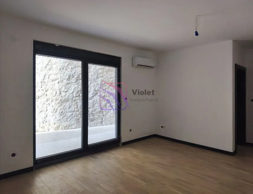 Prodaja, dvosoban stan, 52m², Gorica C, Podgorica