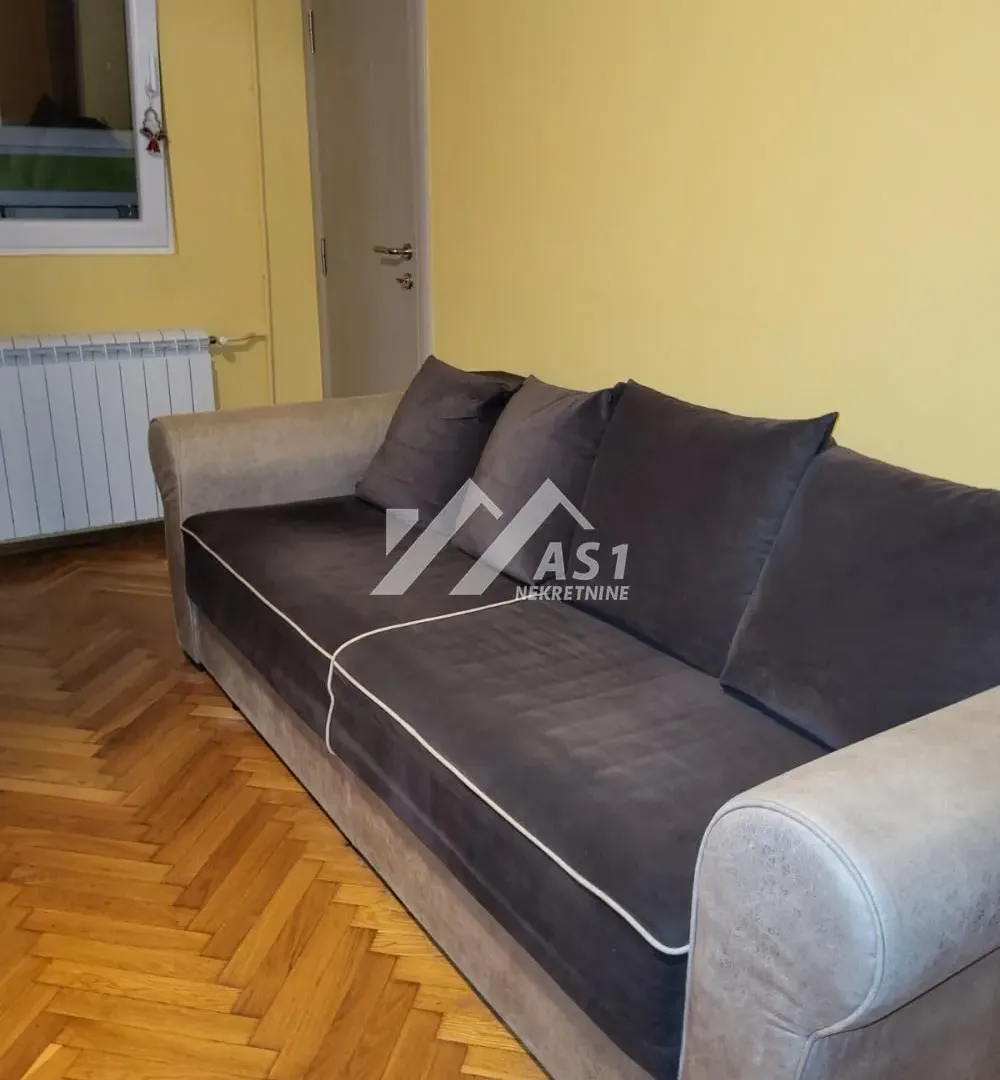 Izdavanje, stan, 31m², Bulevar Oslobodjenja, Novi Sad Sve Podlokacije
